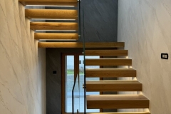 Klasicne stepenice Model Titan lux