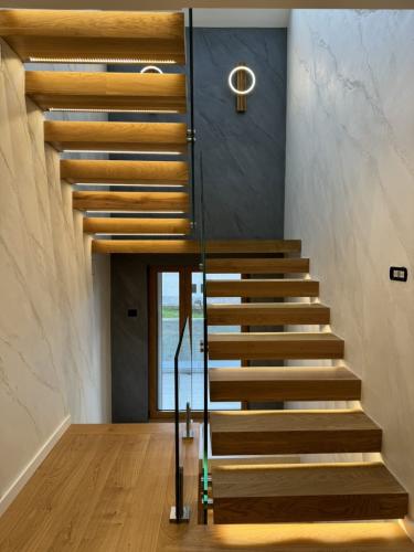 Klasične stepenice model Titan lux